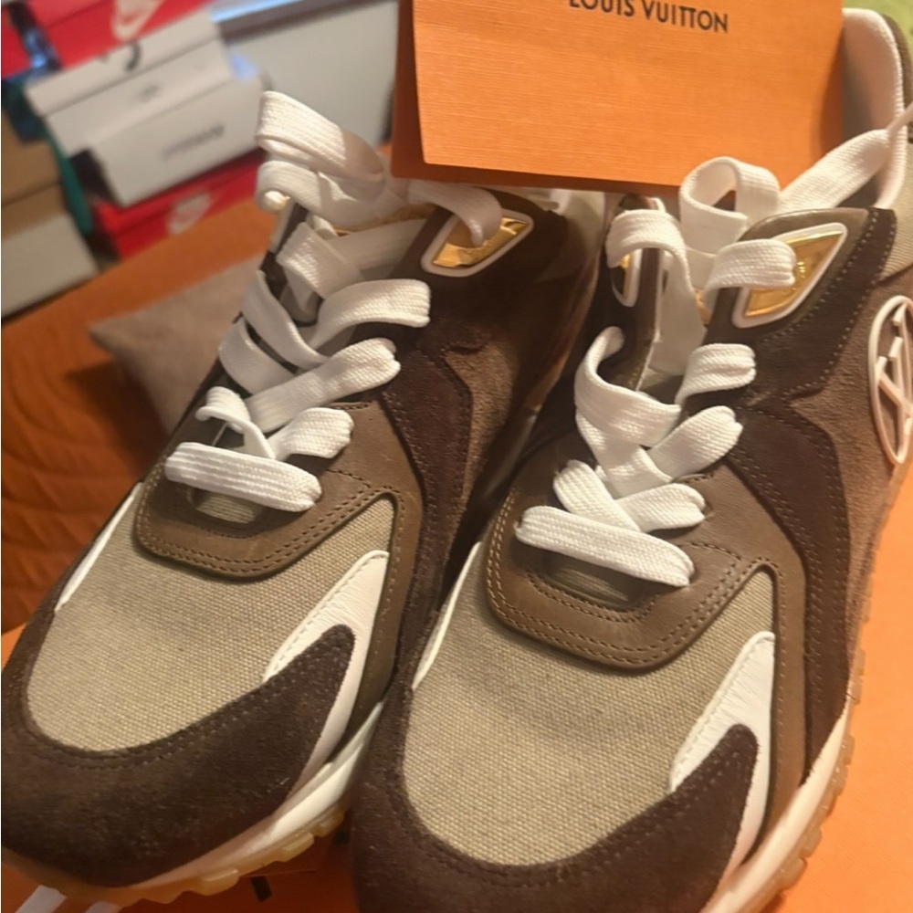 Louis Vuitton Women Brown and Cream Sneakers